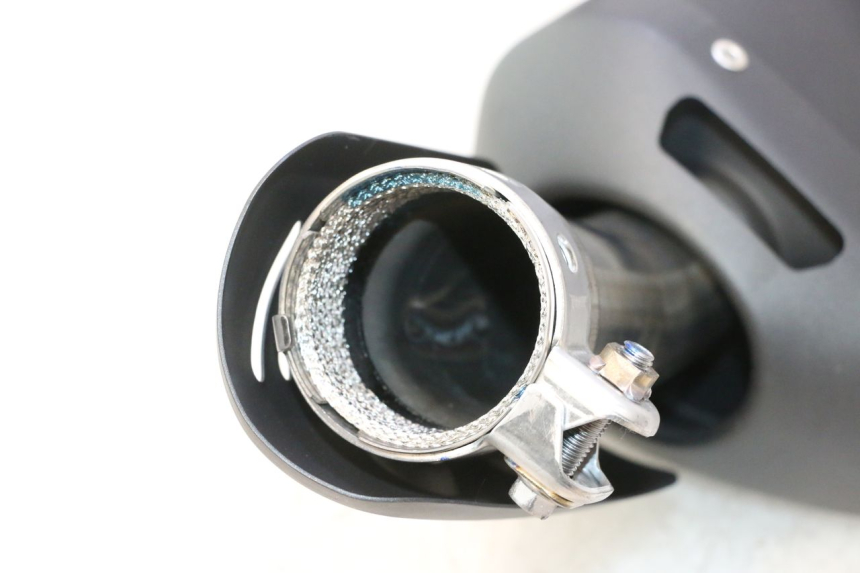 photo de POT ECHAPPEMENT YAMAHA FZ8 800 (2010 - 2016) - Marquages et références