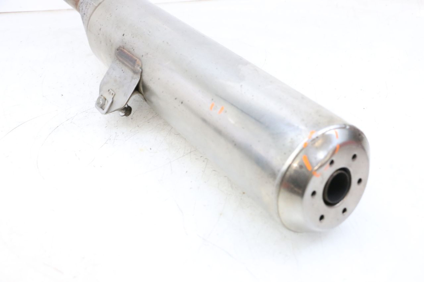 photo de POT ECHAPPEMENT GAUCHE YAMAHA FJR ABS 1300 (2006 - 2012) - Gros plan technique