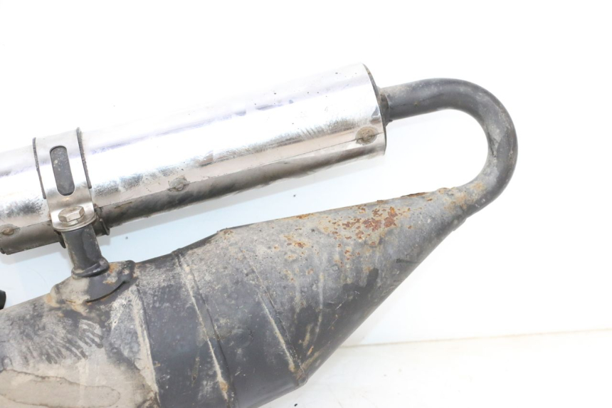 photo de POT ECHAPPEMENT VASTRO GP 2T 50 (2013 - 2017) - Points de fixation