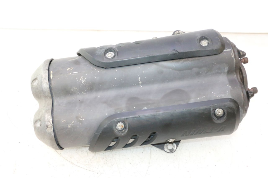 photo de POT ECHAPPEMENT GILERA GP 800 (2007 - 2013) - Détail de la pièce