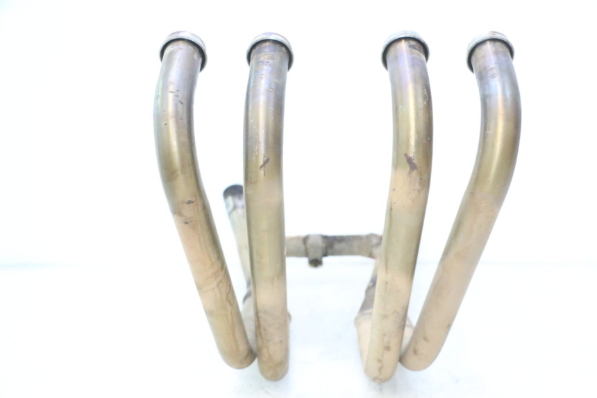 photo de POT ECHAPPEMENT KAWASAKI GPX F ZX750F 750 (1986 - 1990) - Gros plan technique