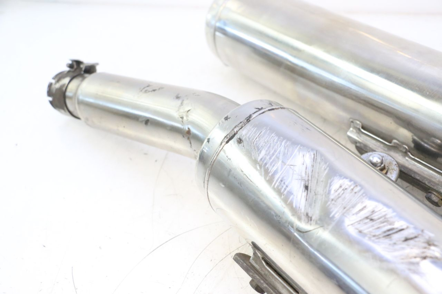 photo de POT ECHAPPEMENT KAWASAKI GPX F ZX750F 750 (1986 - 1990) - État de surface