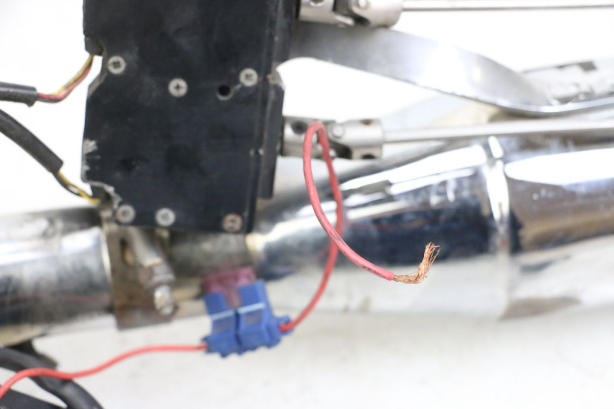 photo de POT ECHAPPEMENT HARLEY DAVIDSON SPORTSTER XL CUSTOM 1200 (2003 - 2004)