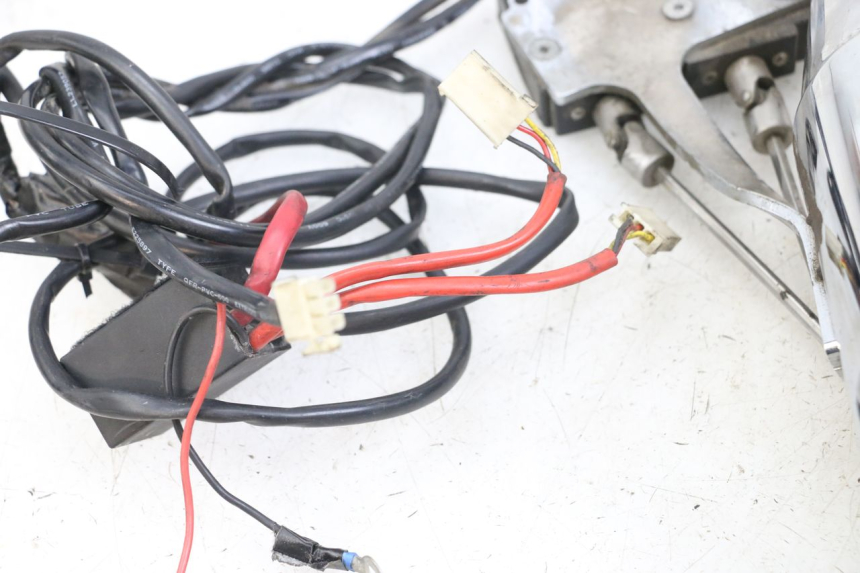 photo de POT ECHAPPEMENT HARLEY DAVIDSON SPORTSTER XL CUSTOM 1200 (2003 - 2004)