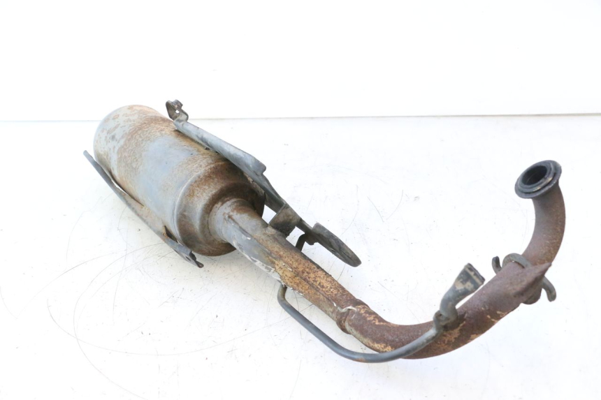 photo de POT ECHAPPEMENT PEUGEOT KISBEE 2T 50 (2010 - 2017) - Points de fixation