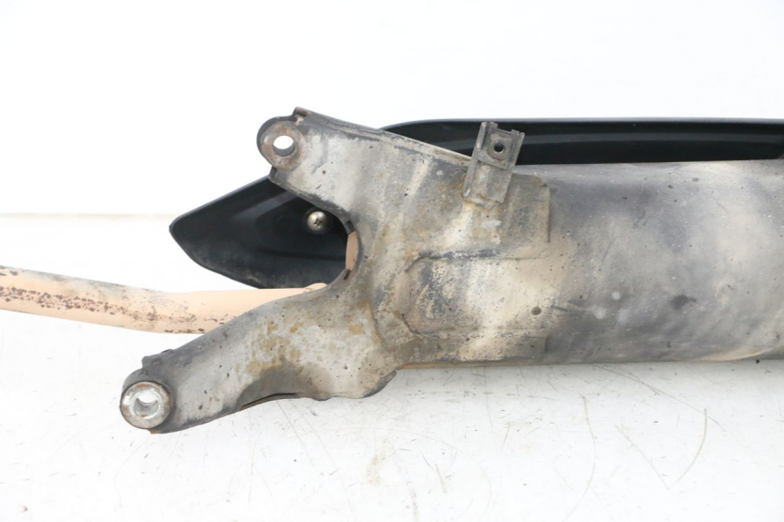 photo de POT ECHAPPEMENT PEUGEOT KISBEE 4T 50 (2018 - 2022) - Vue rapprochée