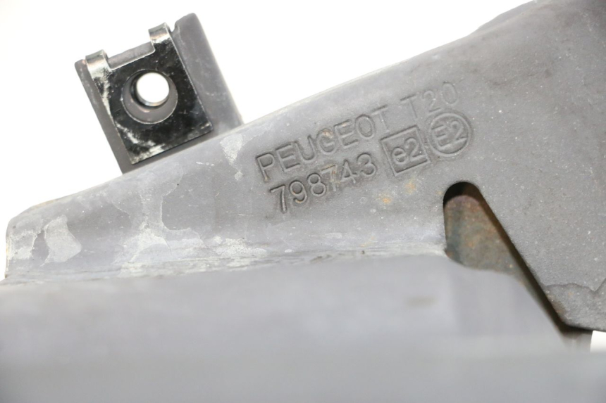 photo de POT ECHAPPEMENT PEUGEOT KISBEE 4T 50 (2018 - 2022) - Détail de la pièce