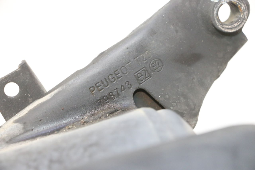 photo de POT ECHAPPEMENT PEUGEOT KISBEE 4T 50 (2023 - 2026) - Zoom état d’usage