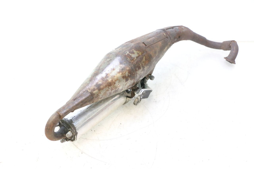 photo de POT ECHAPPEMENT PEUGEOT LUDIX 50 (2005 - 2007) - Vue rapprochée