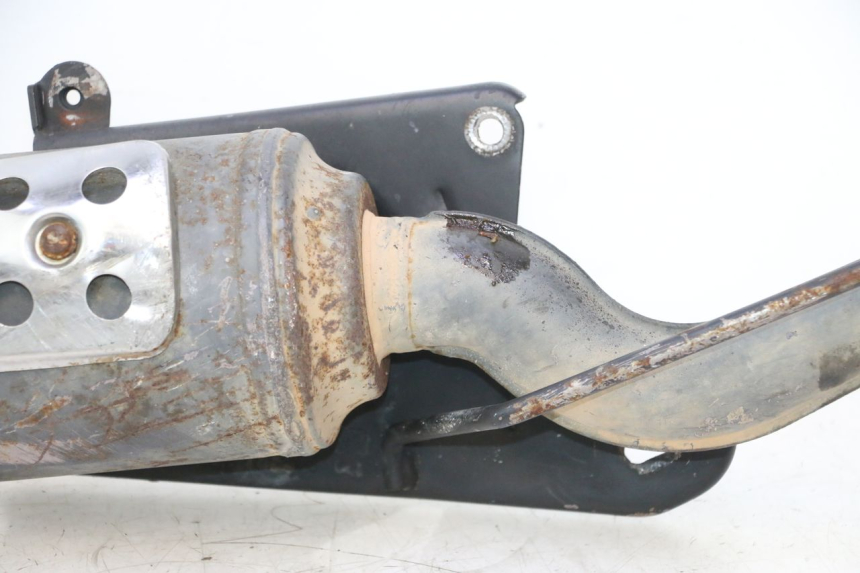 photo de POT ECHAPPEMENT PEUGEOT LUDIX ONE 50 (2004 - 2006) - Vue rapprochée