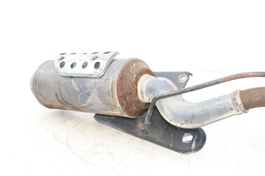 photo de POT ECHAPPEMENT PEUGEOT LUDIX PRO 2T 50 (2010 - 2017) - Points de fixation