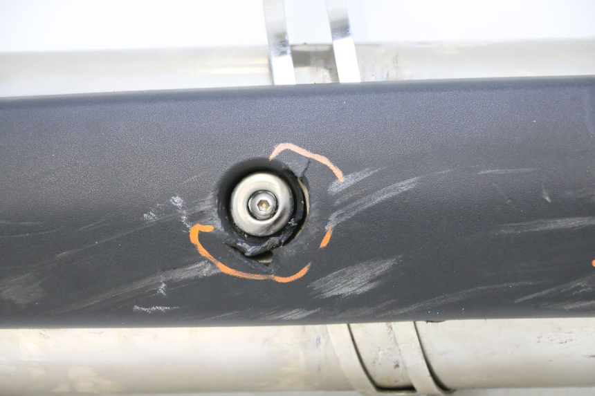 photo de POT ECHAPPEMENT PIAGGIO MP3 LT 400 (2007 - 2012) - Photo complémentaire
