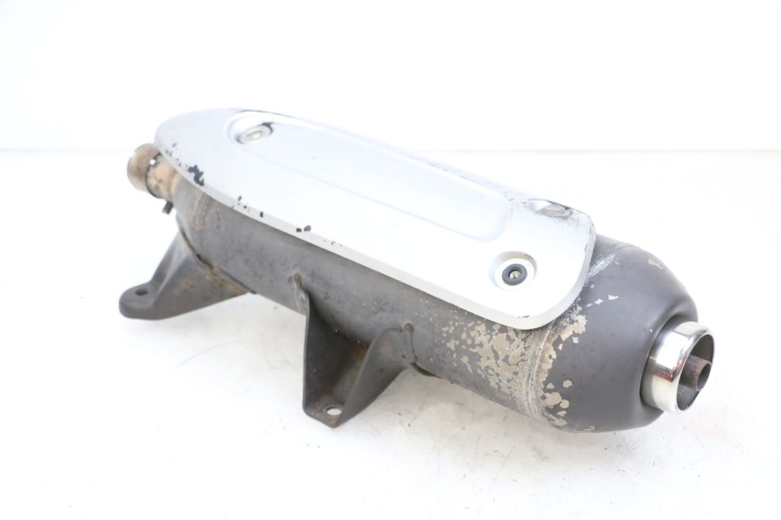 photo de POT ECHAPPEMENT PIAGGIO MP3 RL 250 (2007 - 2010) - Points de fixation