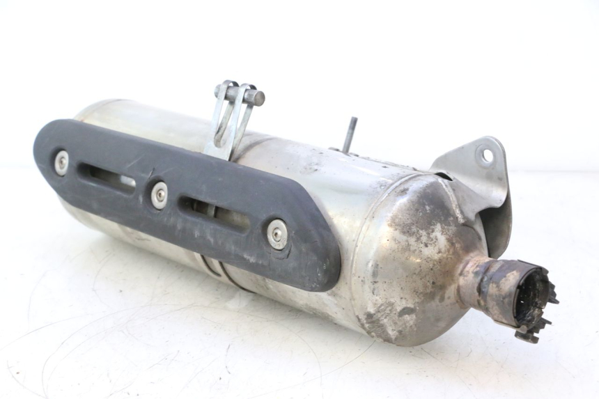 photo de POT ECHAPPEMENT PIAGGIO MP3 500 (2011 - 2015) - Vue rapprochée
