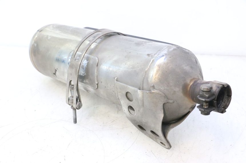 photo de POT ECHAPPEMENT PIAGGIO MP3 500 (2011 - 2015) - Points de fixation
