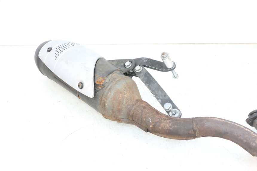 photo de POT ECHAPPEMENT PIAGGIO NEW TYPHOON 50 (2018 - 2021) - Détail de la pièce