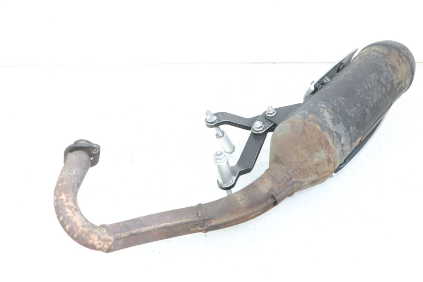 photo de POT ECHAPPEMENT PIAGGIO NEW TYPHOON 50 (2018 - 2021) - Vue d’ensemble