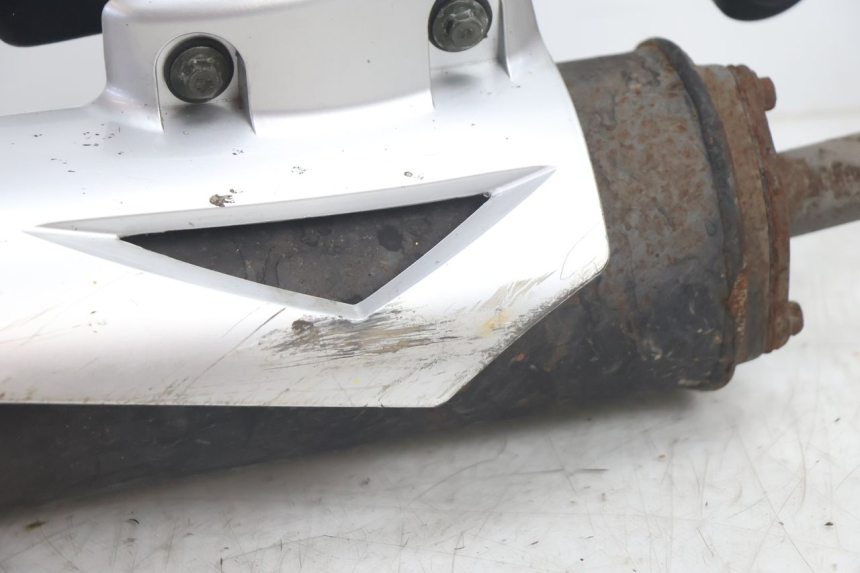 photo de POT ECHAPPEMENT TNT MOTOR ROMA 12' 2T 50 (2007 - 2018) - Autre angle de vue