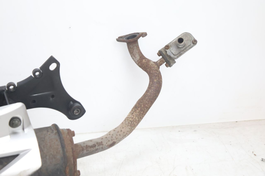 photo de POT ECHAPPEMENT TNT MOTOR ROMA 12' 2T 50 (2007 - 2018) - Gros plan technique