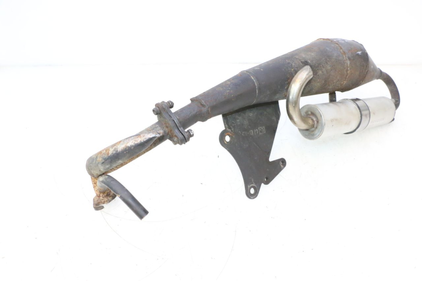 photo de POT ECHAPPEMENT KEEWAY RY6 2T 50 (2011 - 2019) - Gros plan technique