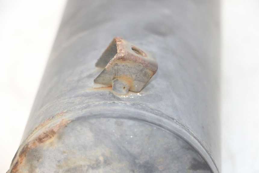 photo de POT ECHAPPEMENT JM MOTORS SANTANA 50 (2014 - 2023) - Gros plan technique