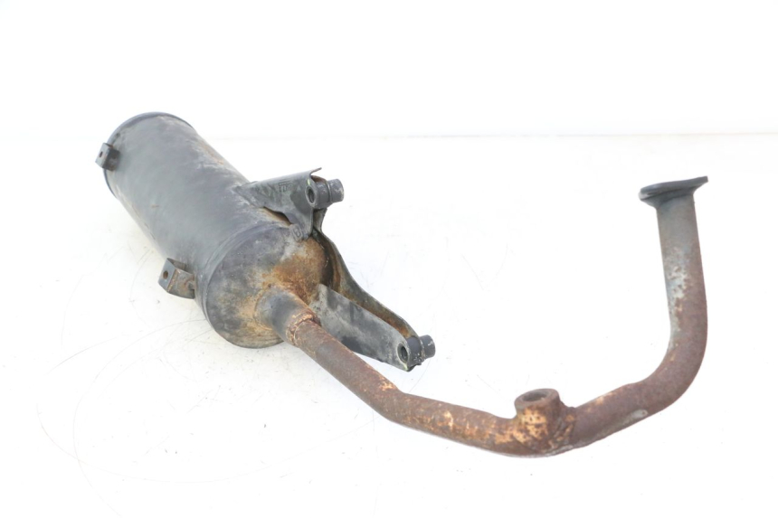 photo de POT ECHAPPEMENT JM MOTORS SANTANA 50 (2014 - 2023) - Vue rapprochée