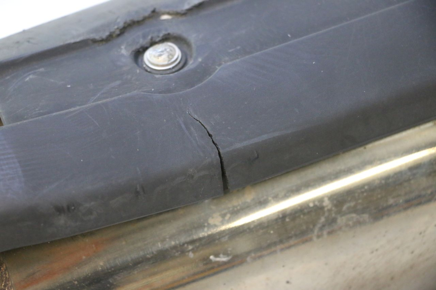 photo de POT ECHAPPEMENT PEUGEOT SATELIS 125 (2013 - 2018) - Points de fixation