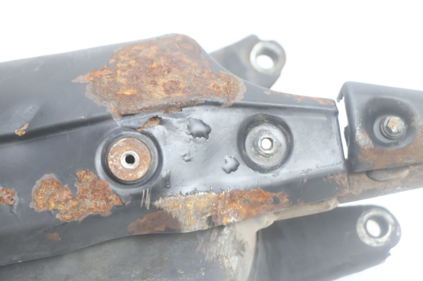photo de POT ECHAPPEMENT HONDA SCV LEAD 100 (2003 - 2007) - Autre angle de vue