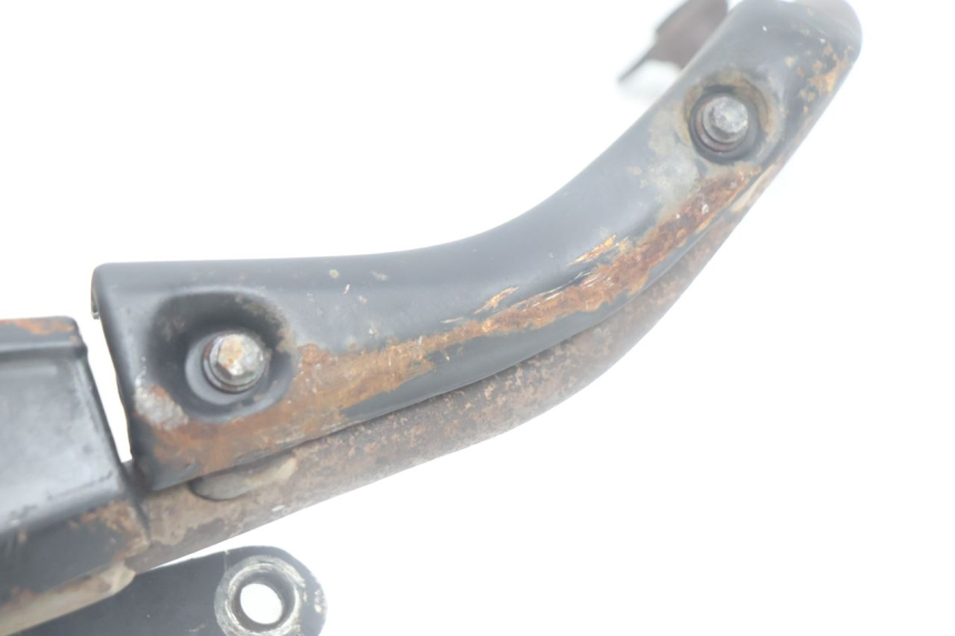 photo de POT ECHAPPEMENT HONDA SCV LEAD 100 (2003 - 2007) - Points de fixation