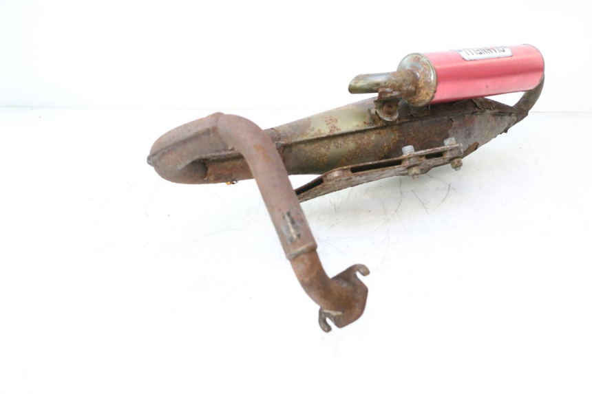 photo de POT ECHAPPEMENT PEUGEOT SPEEDFIGHT 2 AC 50 (2000 - 2009) - Vue rapprochée