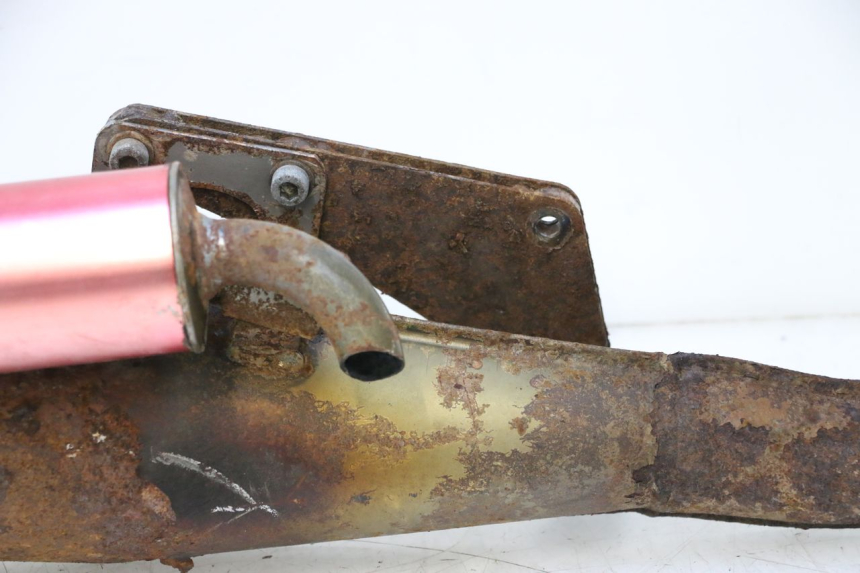 photo de POT ECHAPPEMENT PEUGEOT SPEEDFIGHT 2 AC 50 (2000 - 2009) - Détail de la pièce