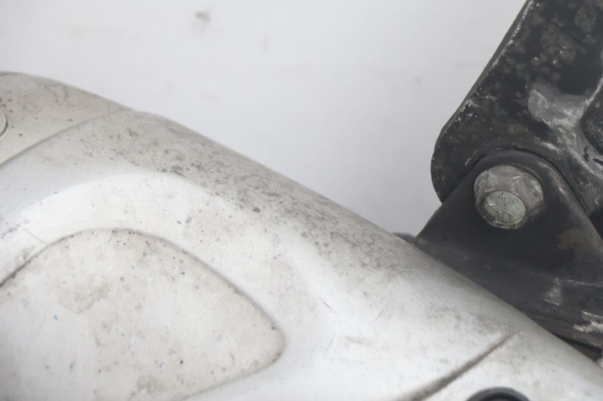 photo de POT ECHAPPEMENT APRILIA SR 2T 50 (2012 - 2017) - Vue d’ensemble