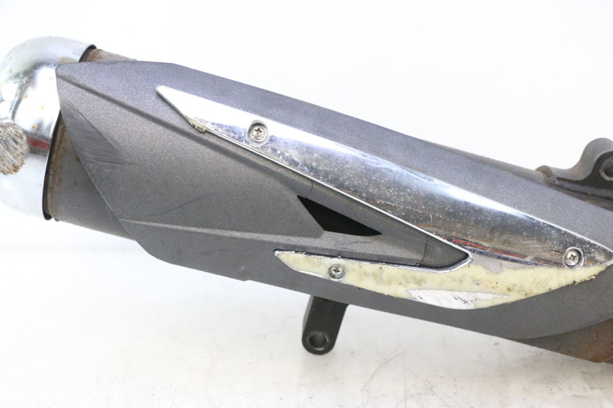 photo de POT ECHAPPEMENT RAZZO STEED 125 (2012 - 2018) - Détail de la pièce