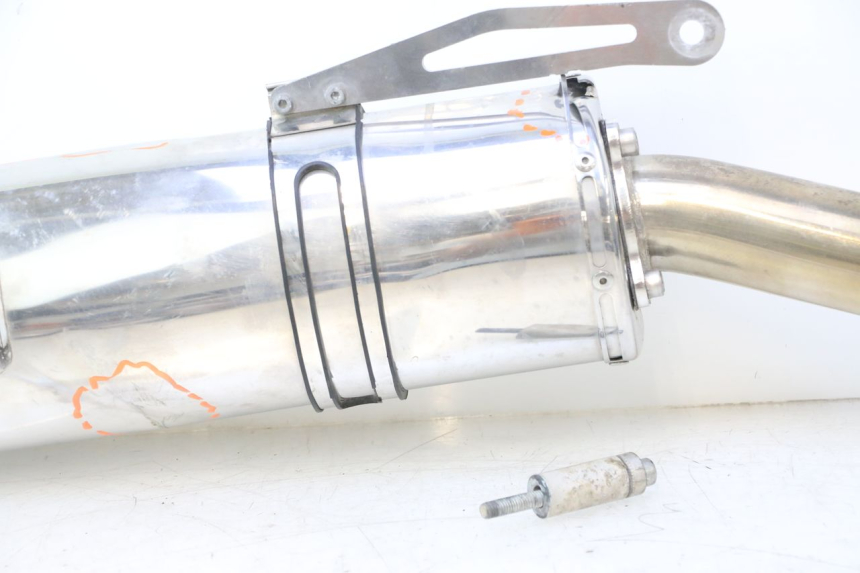 photo de POT ECHAPPEMENT SUZUKI SV S 650 (2003 - 2009) - Pièce contrôlée