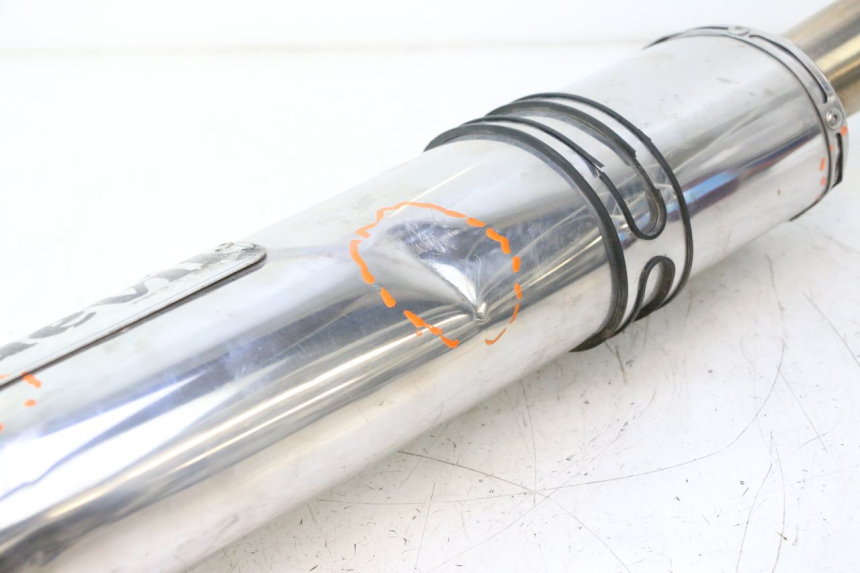 photo de POT ECHAPPEMENT SUZUKI SV S 650 (2003 - 2009) - Points de fixation