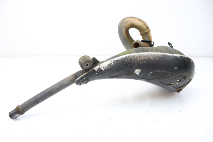 photo de POT ECHAPPEMENT YAMAHA TDR DELTABOX 125 (1997 - 2003) - Points de fixation