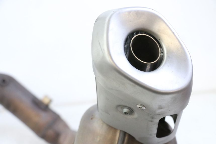 photo de POT ECHAPPEMENT YAMAHA TRACER 7 700 (2020 - 2024) - Zoom état d’usage