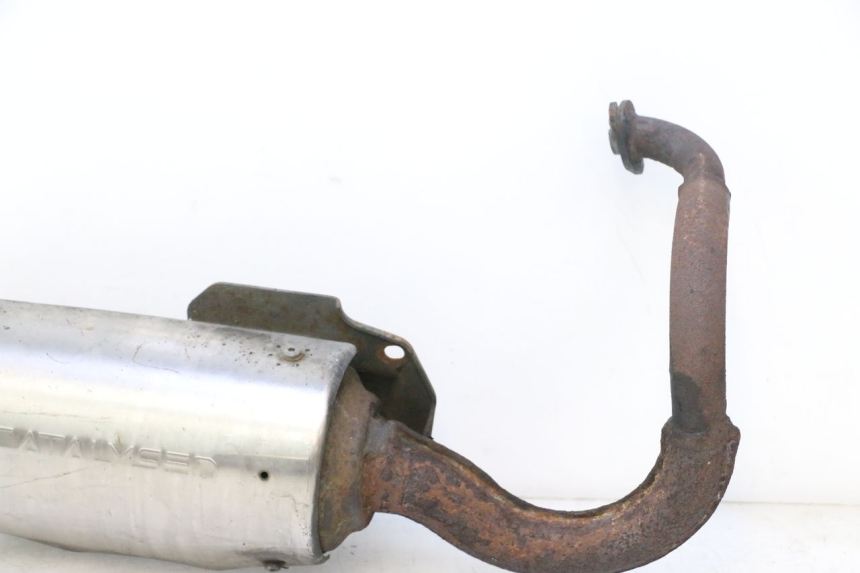 photo de POT ECHAPPEMENT PEUGEOT TREKKER 50 (1995 - 2004) - Focus structure