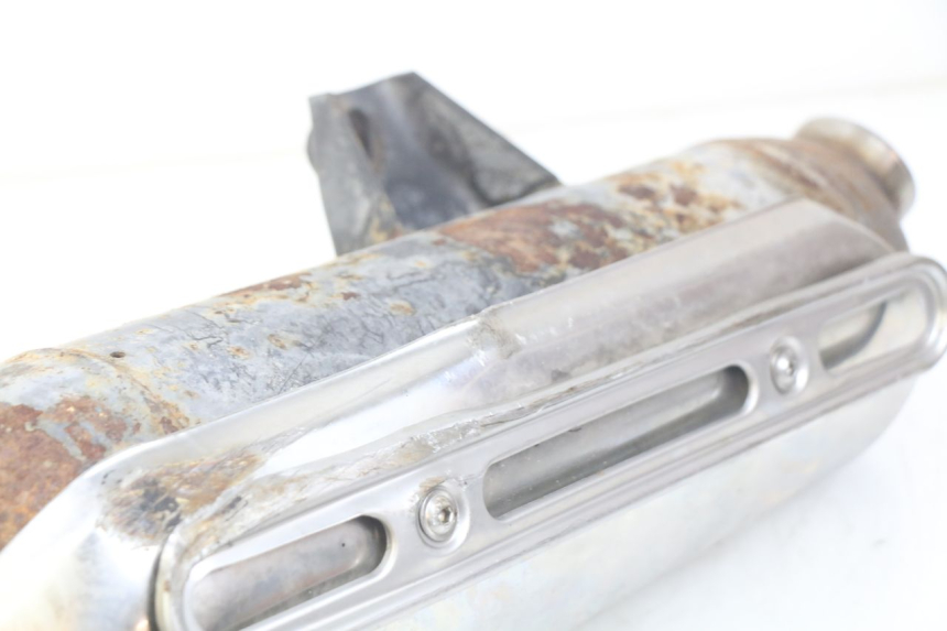 photo de POT ECHAPPEMENT SUZUKI UH BURGMAN 125 (2002 - 2006) - Zoom état d’usage