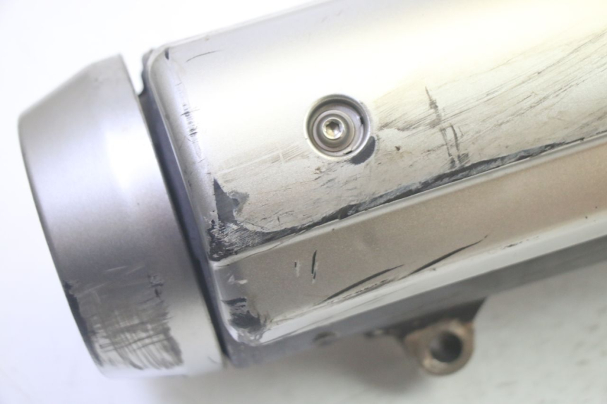 photo de POT ECHAPPEMENT YAMAHA XMAX X-MAX 125 (2006 - 2009) - Zoom état d’usage