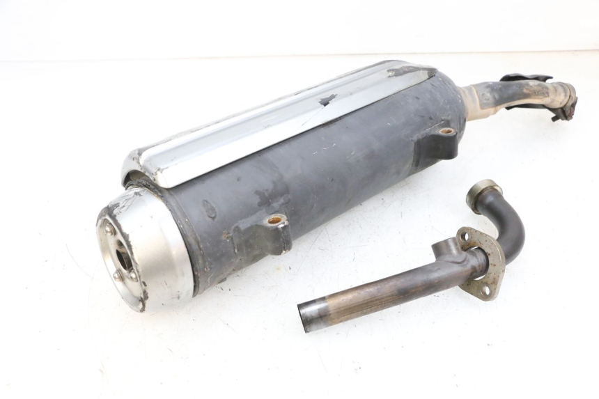 photo de POT ECHAPPEMENT YAMAHA X-MAX XMAX 125 (2010 - 2013) - Gros plan technique