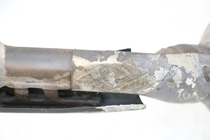 photo de POT ECHAPPEMENT YAMAHA XMAX X-MAX 125 (2006 - 2009) - Points de fixation