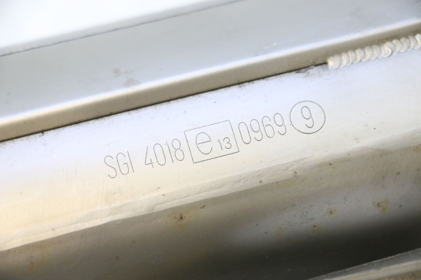 photo de POT ECHAPPEMENT YAMAHA XMAX X-MAX 125 (2006 - 2009) - Zoom état d’usage