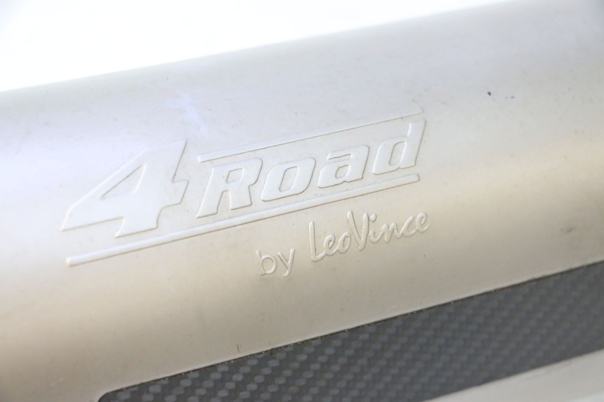 photo de POT ECHAPPEMENT YAMAHA XMAX X-MAX 125 (2006 - 2009) - Autre angle de vue