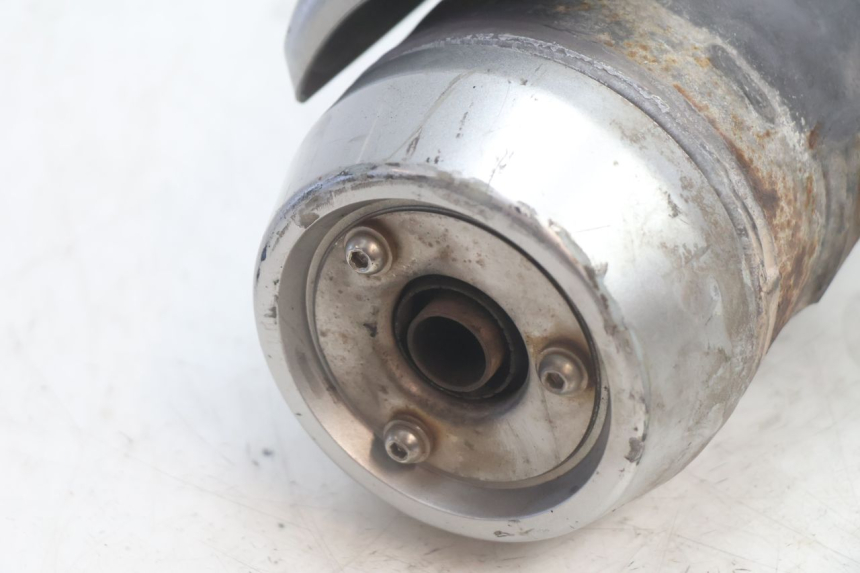 photo de POT ECHAPPEMENT YAMAHA XMAX X-MAX 125 (2006 - 2009) - Points de fixation
