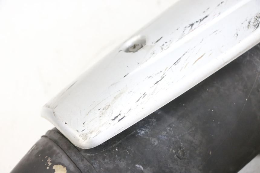 photo de POT ECHAPPEMENT YAMAHA YP MAJESTY 125 (2002 - 2006) - Zoom état d’usage