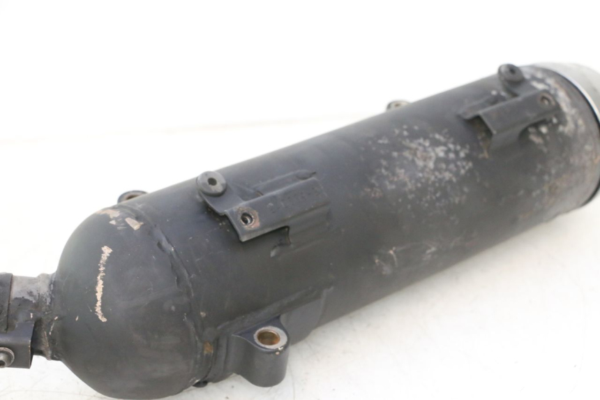 photo de POT ECHAPPEMENT YAMAHA YP MAJESTY 125 (2007 - 2010) - Vue rapprochée