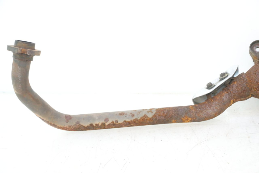 photo de POT ECHAPPEMENT YAMAHA YP MAJESTY 125 (1998 - 2001) - Vue rapprochée
