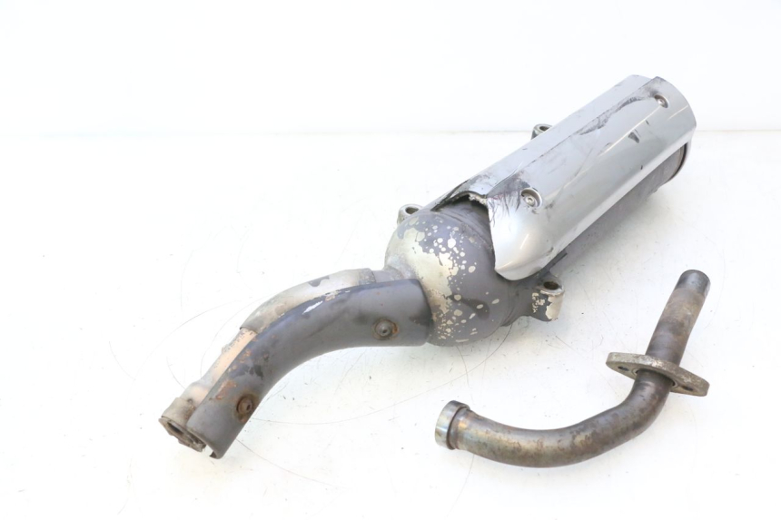 photo de POT ECHAPPEMENT YAMAHA YP MAJESTY 125 (2007 - 2010) - Vue rapprochée