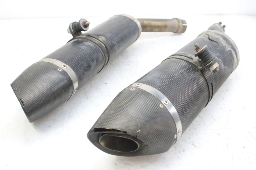 photo de POT ECHAPPEMENT YAMAHA YZF R1 1000 (2007 - 2008)